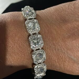 Square rhinestone stretch bracelet
